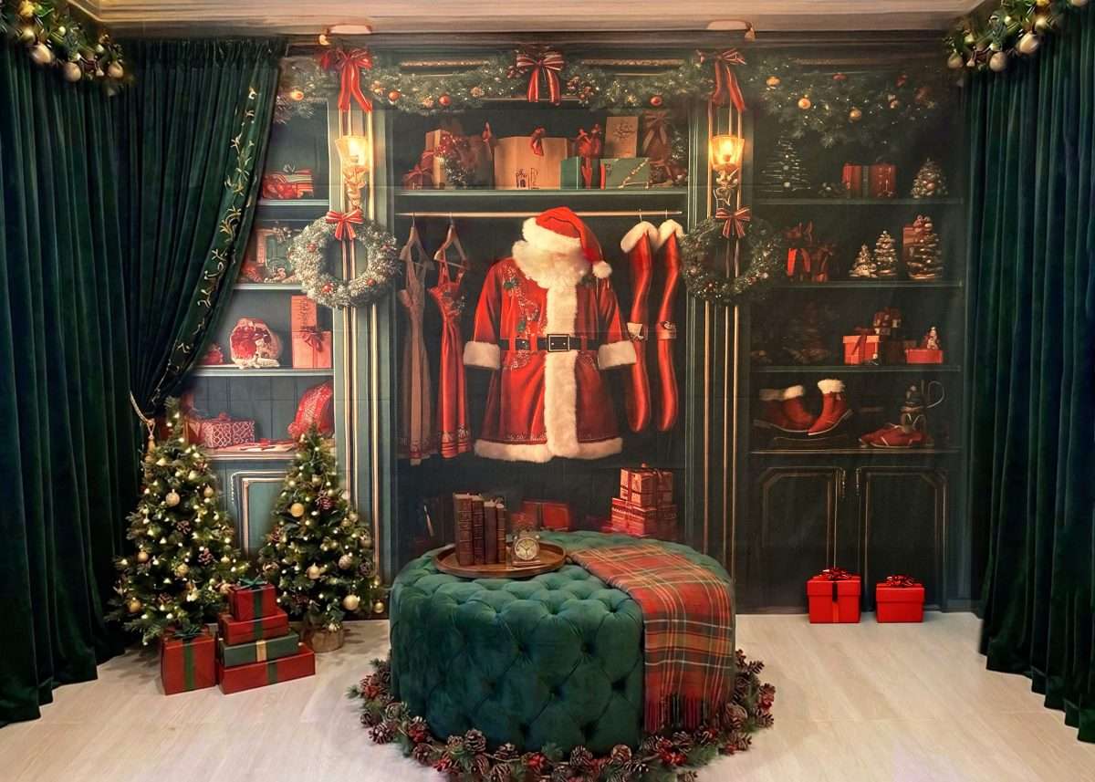 Santa's Wardrobe Christmas mini session set in Wynnum Brisbane studio